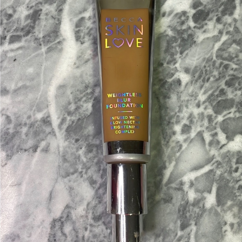 Becca Cosmetics Skin Love Weightless Blur Foundation Cafe